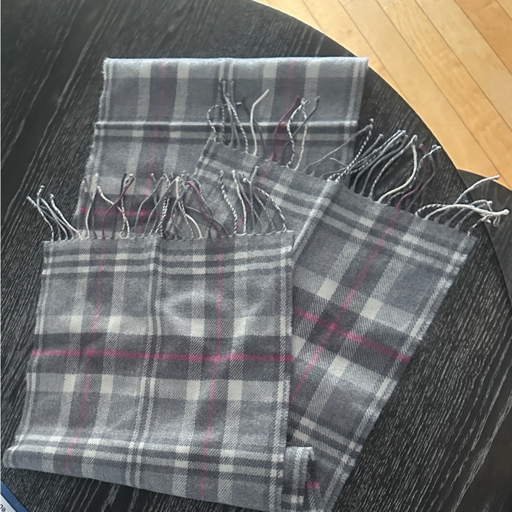 John Hanly- Made in IRELAND Gray and Pink Plaid Mens/Woman’s/Unisex Scarf
